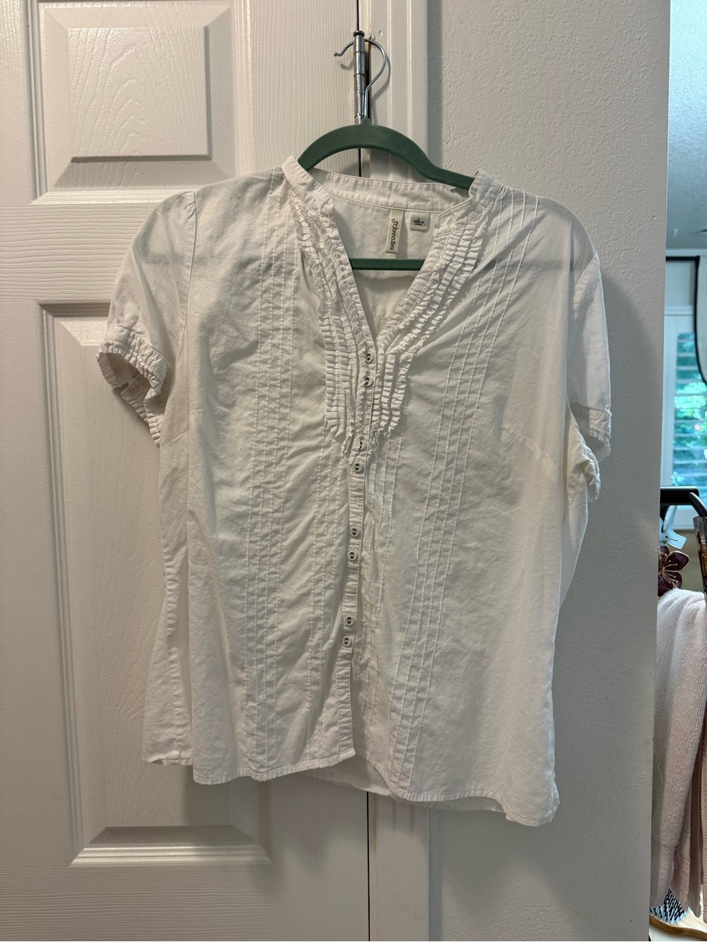 St. John's Bay White Pintuck Button-Front Blouse